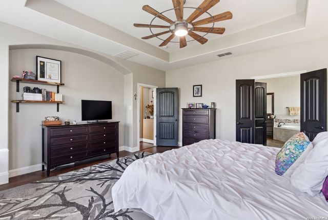 3335 HARVEST CRST, Marion, TX 78124