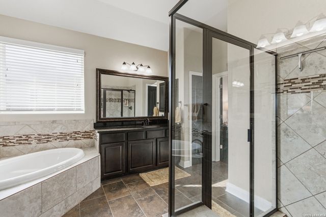 3335 HARVEST CRST, Marion, TX 78124