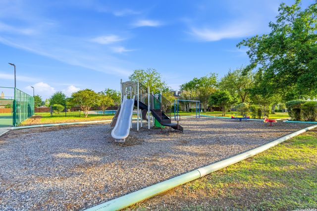 3335 HARVEST CRST, Marion, TX 78124