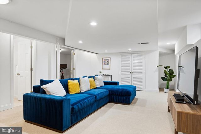 6213 NEBRASKA AVE NW, Washington, DC 20015
