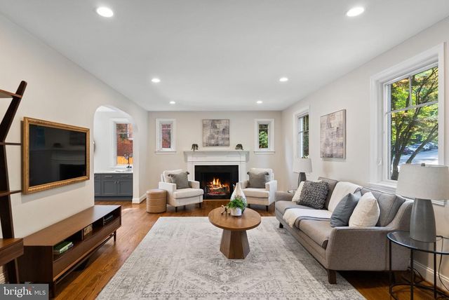 6213 NEBRASKA AVE NW, Washington, DC 20015
