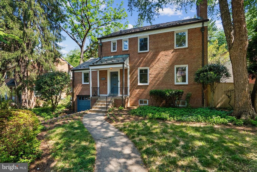6213 NEBRASKA AVE NW, Washington, DC 20015