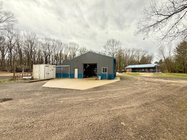 53815 Glenwood Road, Wayne Twp, MI 49047