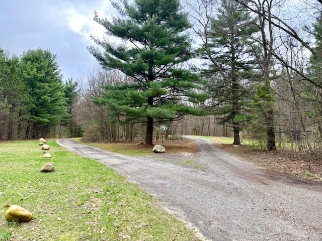 53815 Glenwood Road, Wayne Twp, MI 49047