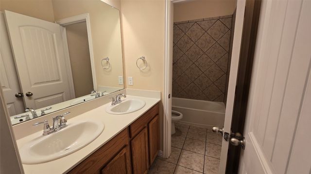 800 Ping Street, Mckinney, TX 75069