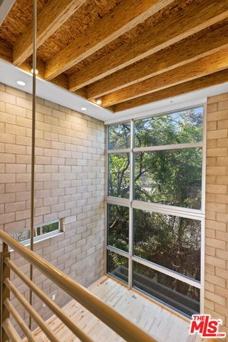3450 Cahuenga Boulevard 801, Los Angeles, CA 90068