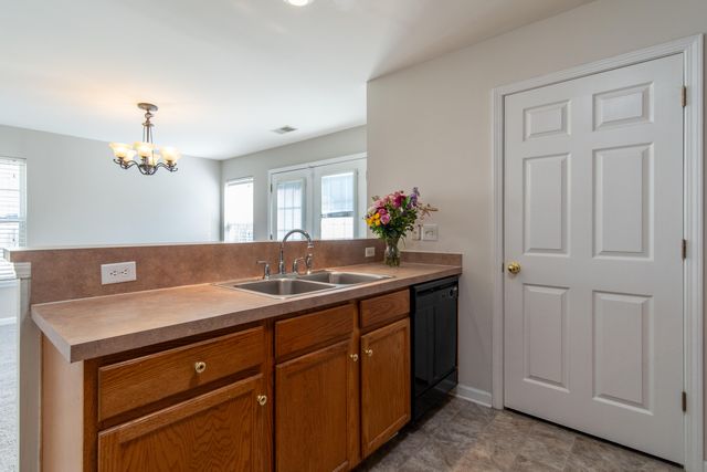 4833 Shady Tree Lane, Summerville, SC 29485