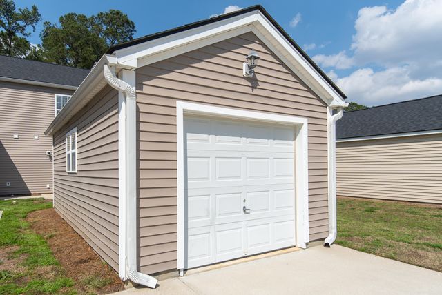 4833 Shady Tree Lane, Summerville, SC 29485