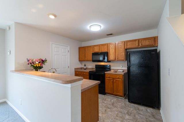 4833 Shady Tree Lane, Summerville, SC 29485