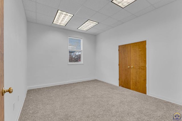 2012 SW 10th Ave, Topeka, KS 66604