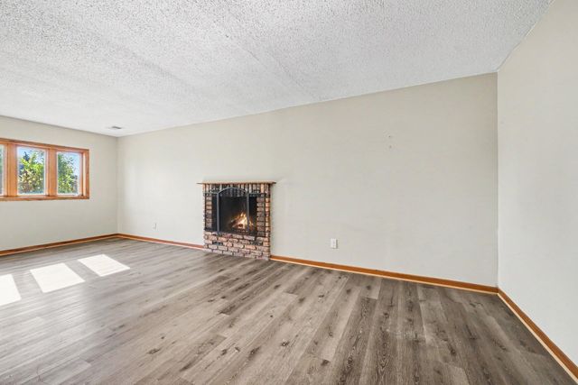 2000 Westview Drive, Hastings, MN 55033