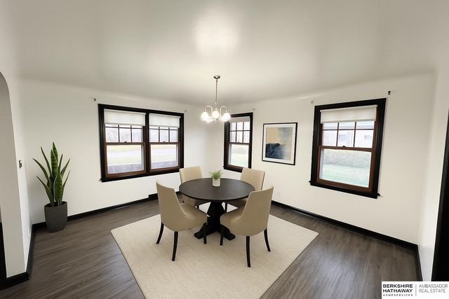 4231 F Street, Omaha, NE 68107