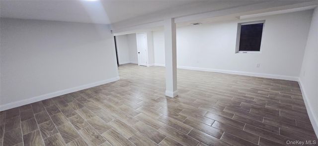 33 Silverpine Drive, Amityville, NY 11701