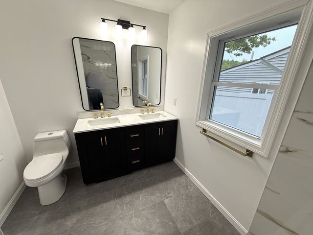 14 Glines Park Road, Northfield, NH 03276