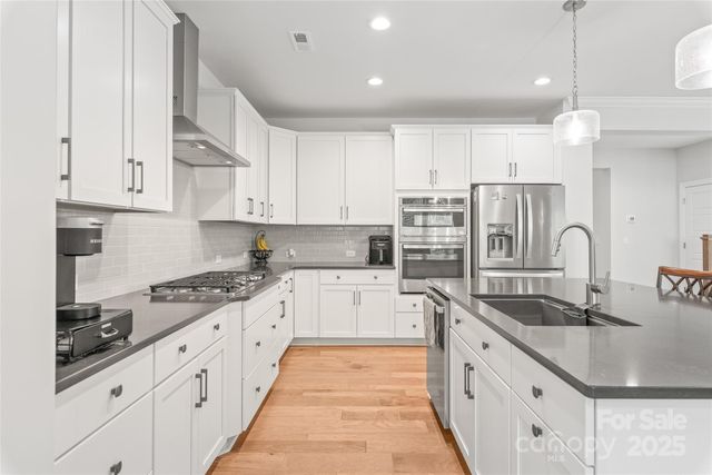 8100 Rolling Wheels Road, Charlotte, NC 28215