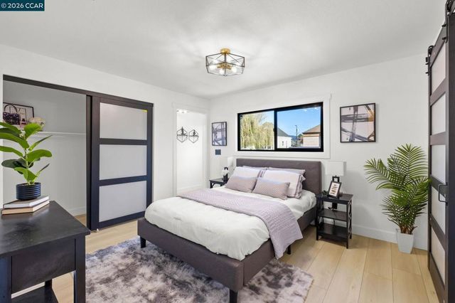 1920 Linden St, Oakland, CA 94607