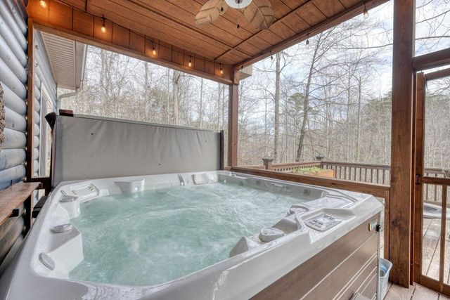 95 Breezy Brook Lane 5, Hayesville, NC 28904