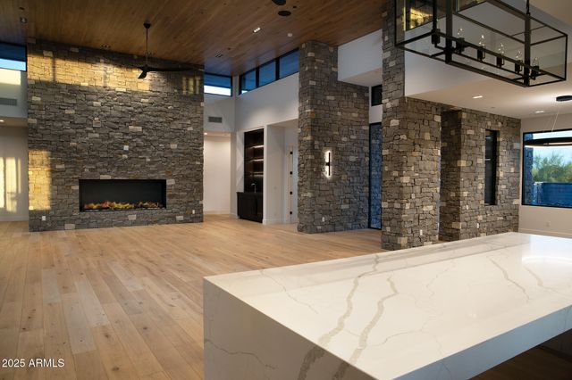 9750 E TROON NORTH Drive, Scottsdale, AZ 85262