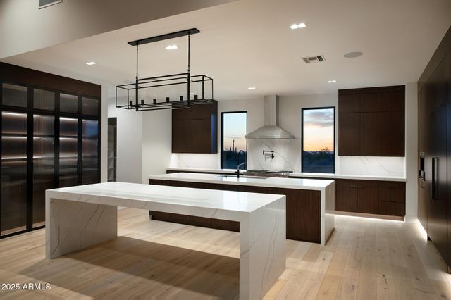 9750 E TROON NORTH Drive, Scottsdale, AZ 85262