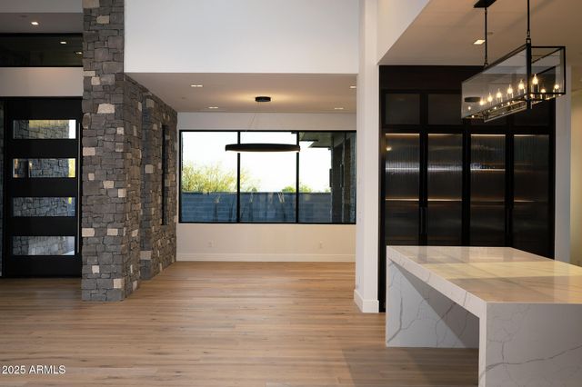 9750 E TROON NORTH Drive, Scottsdale, AZ 85262