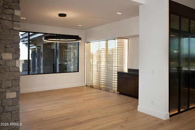 9750 E TROON NORTH Drive, Scottsdale, AZ 85262