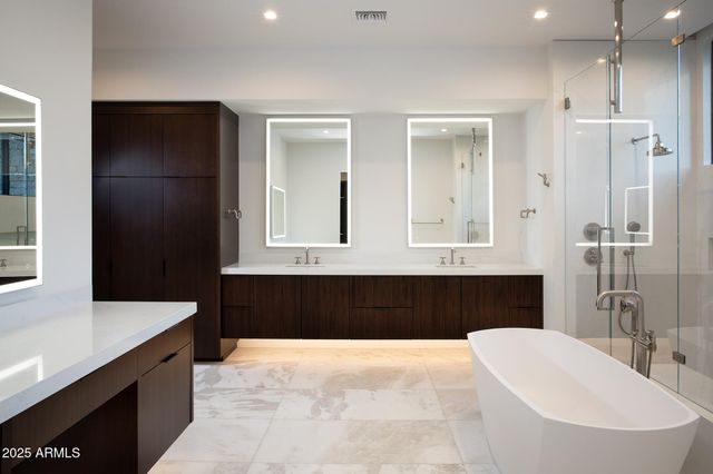 9750 E TROON NORTH Drive, Scottsdale, AZ 85262