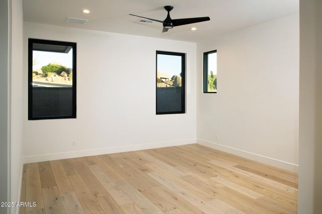 9750 E TROON NORTH Drive, Scottsdale, AZ 85262