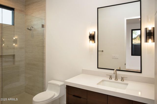 9750 E TROON NORTH Drive, Scottsdale, AZ 85262