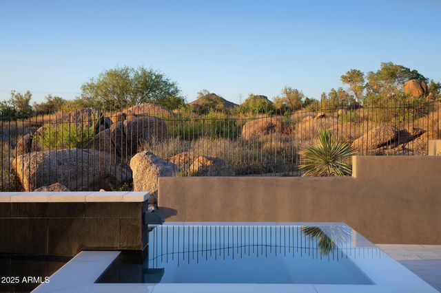 9750 E TROON NORTH Drive, Scottsdale, AZ 85262