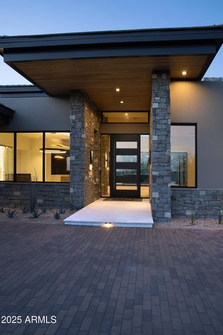 9750 E TROON NORTH Drive, Scottsdale, AZ 85262