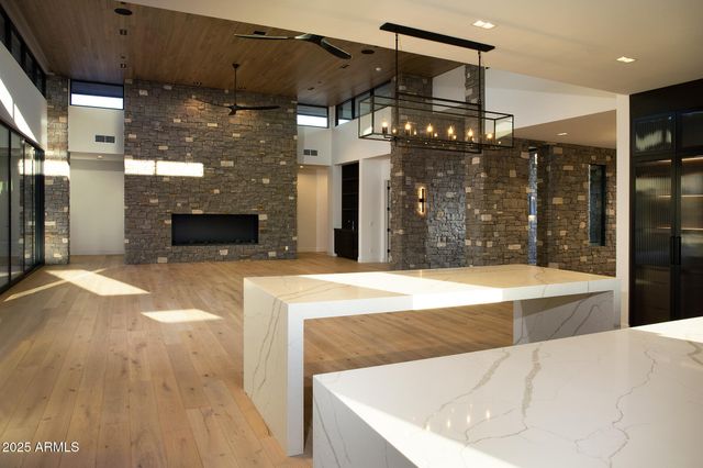 9750 E TROON NORTH Drive, Scottsdale, AZ 85262