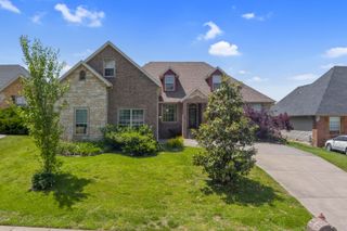 4855 South Tanager Avenue, Battlefield, MO 65619