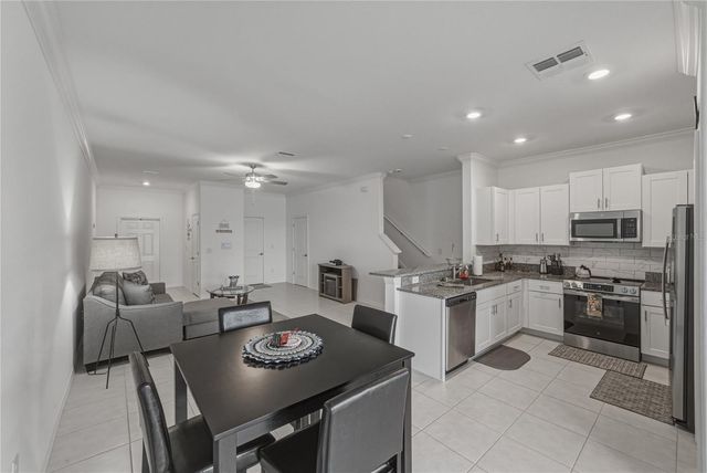 30688 VERIDIAN WAY, Wesley Chapel, FL 33543