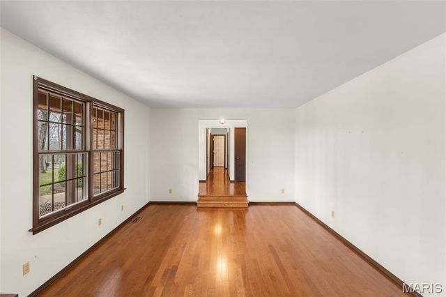 17 Stablestone Drive, Union, MO 63084