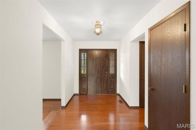17 Stablestone Drive, Union, MO 63084