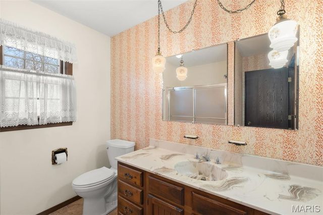 17 Stablestone Drive, Union, MO 63084