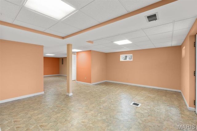 17 Stablestone Drive, Union, MO 63084