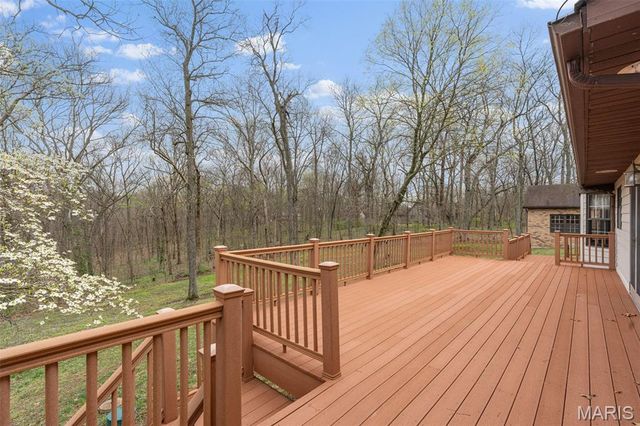 17 Stablestone Drive, Union, MO 63084