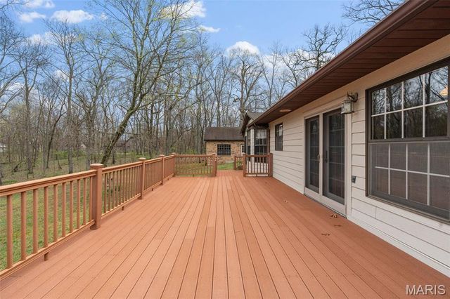 17 Stablestone Drive, Union, MO 63084