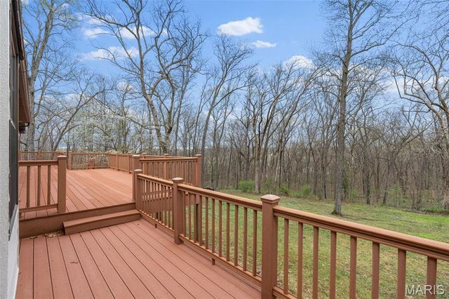 17 Stablestone Drive, Union, MO 63084
