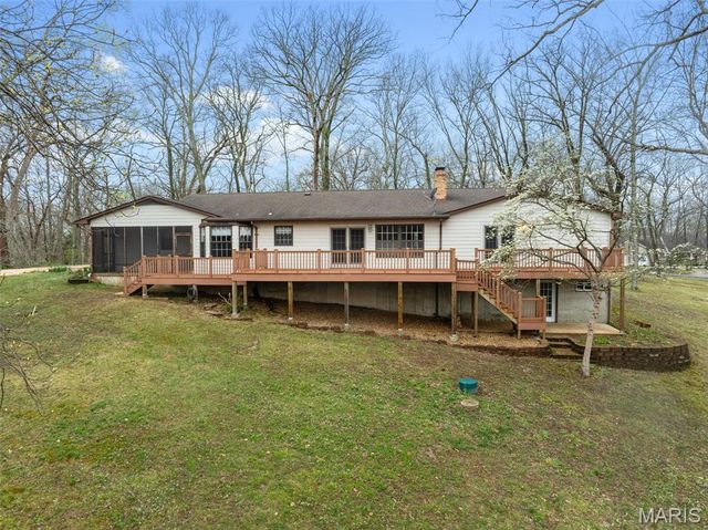 17 Stablestone Drive, Union, MO 63084