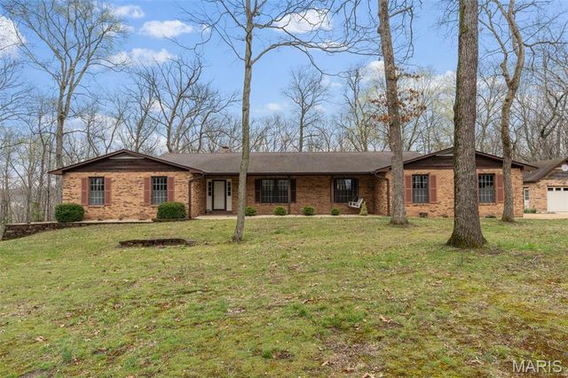 17 Stablestone Drive, Union, MO 63084