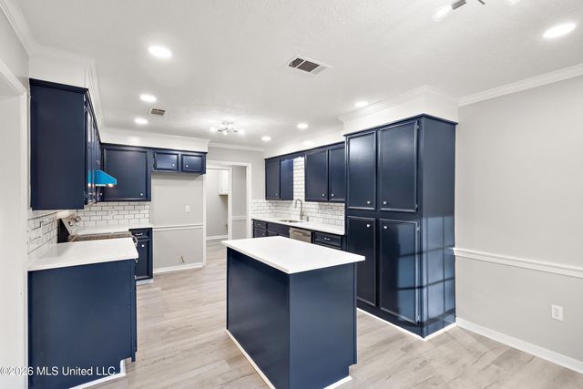 5900 Kristen Drive, Jackson, MS 39211