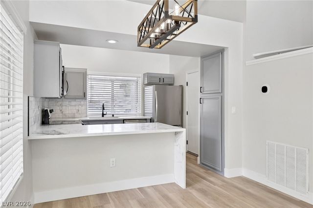 8913 Antioch Way, Las Vegas, NV 89117