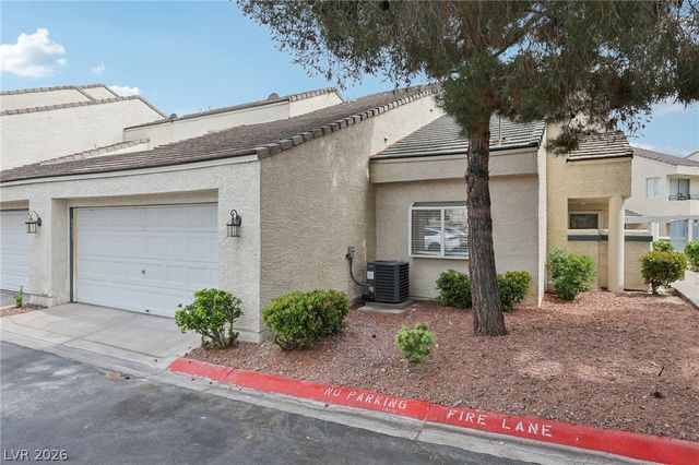 8913 Antioch Way, Las Vegas, NV 89117