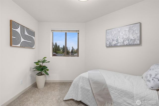 12002 Greenwood Avenue N, Seattle, WA 98133