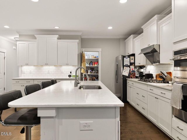 2305 Swansea Lane, Apex, NC 27502