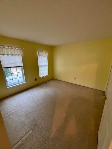 2580 Westminster Lane, Aurora, IL 60506