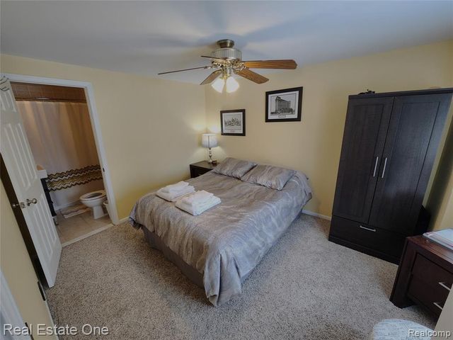 45529 Essex Drive, Macomb, MI 48044