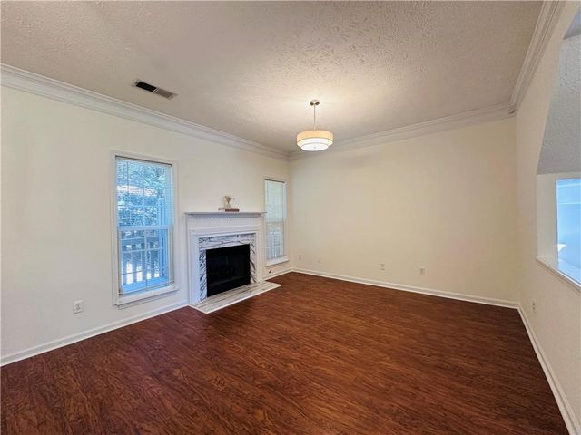 2037 Pinnacle Pointe Drives, Norcross, GA 30071